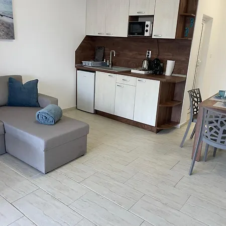 студио Endless *