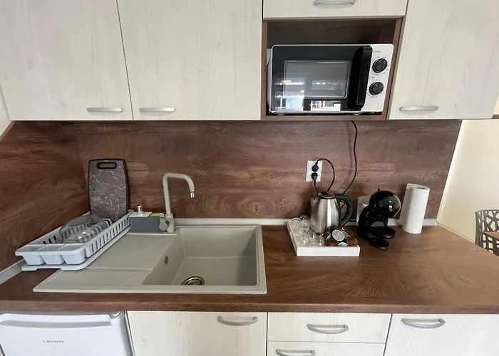 студио Endless