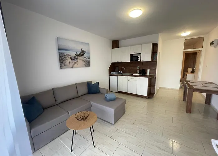 студио Endless *