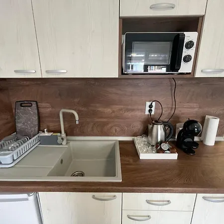 студио Endless